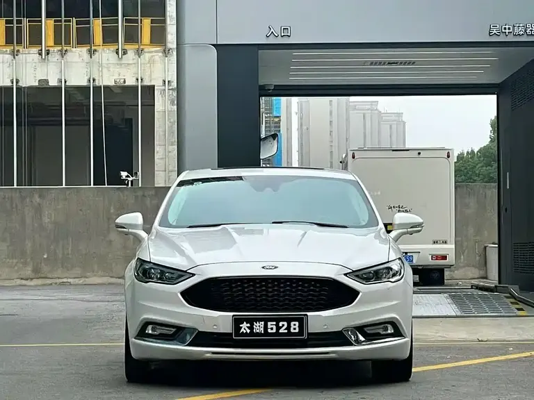Ford Mondeo EcoBoost 200 Luxury