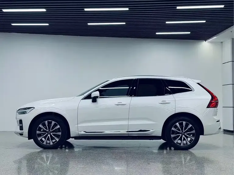 Volvo XC60 B5 4 WD Smart Vision Luxury
