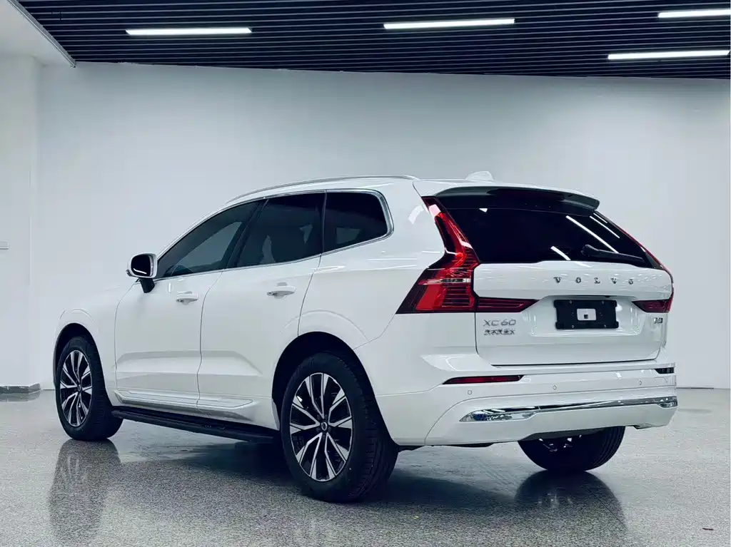 Volvo XC60 B5 4 WD Smart Vision Luxury