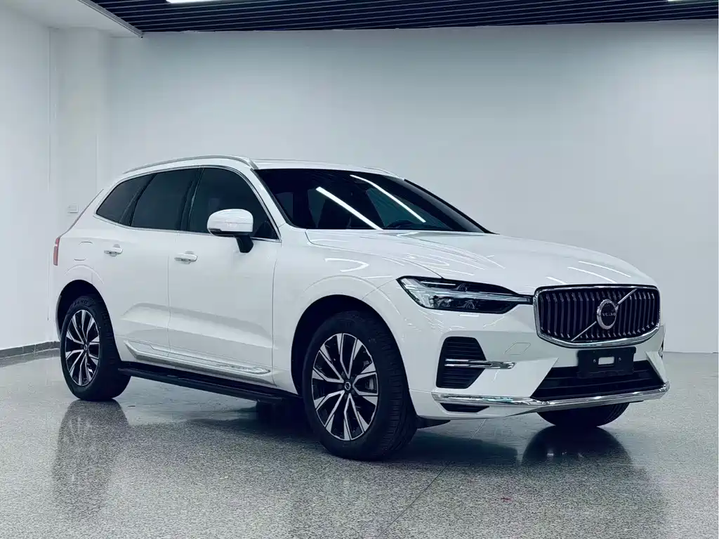 Volvo XC60 B5 4 WD Smart Vision Luxury