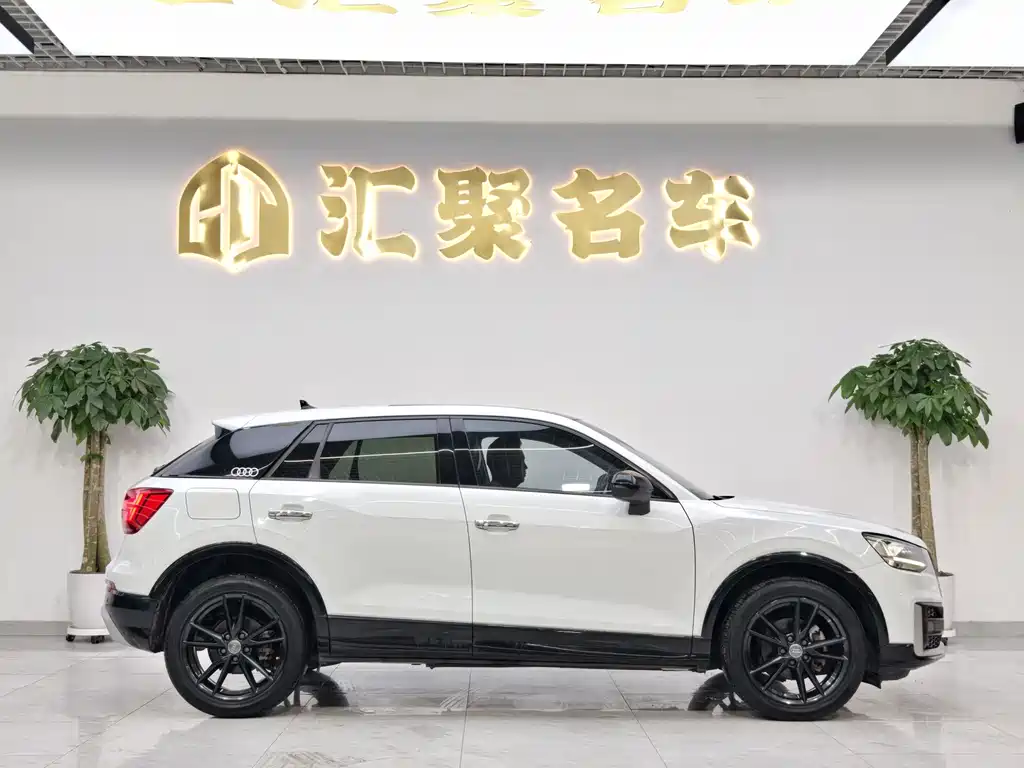 Audi Q2 L 35 TFSI Launch Exclusive CN-VI