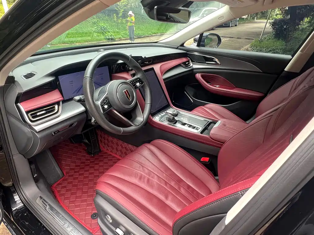 Hongqi H5 2.0 T Auto Connected Flagship Enjoyment