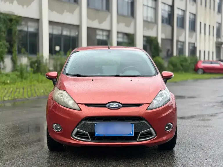 Ford Fiesta Hatchback 1.5 L Auto Fashion