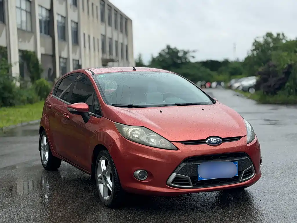 Fiesta Hatchback 1.5 L Auto Fashion