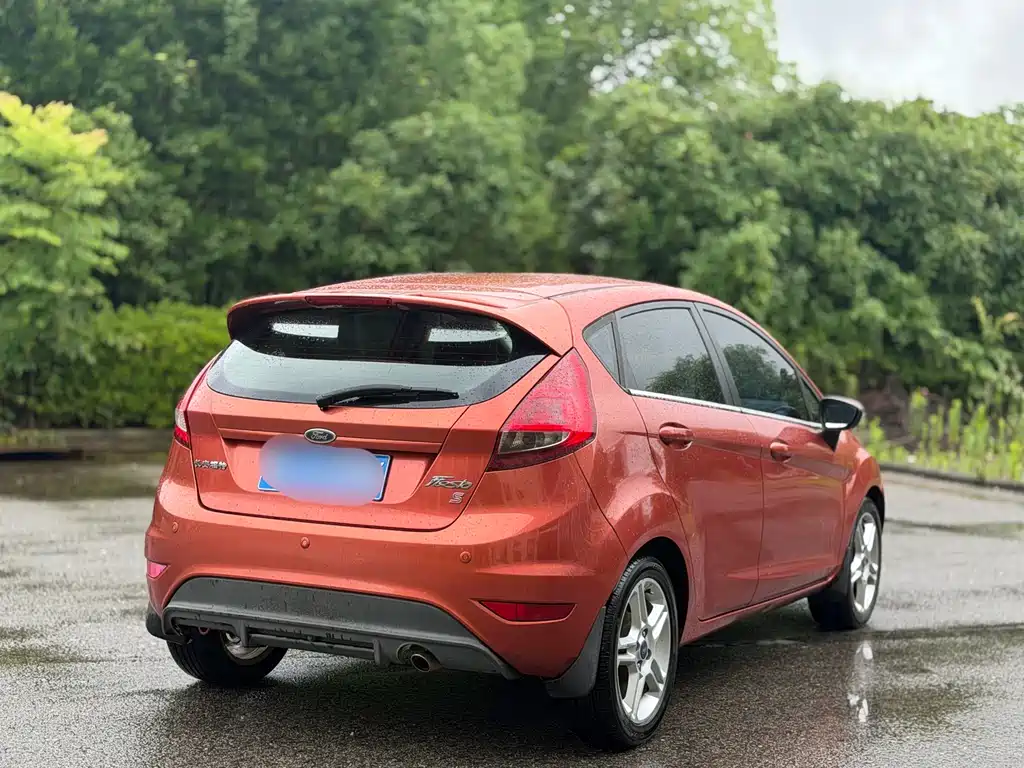 Fiesta Hatchback 1.5 L Auto Fashion