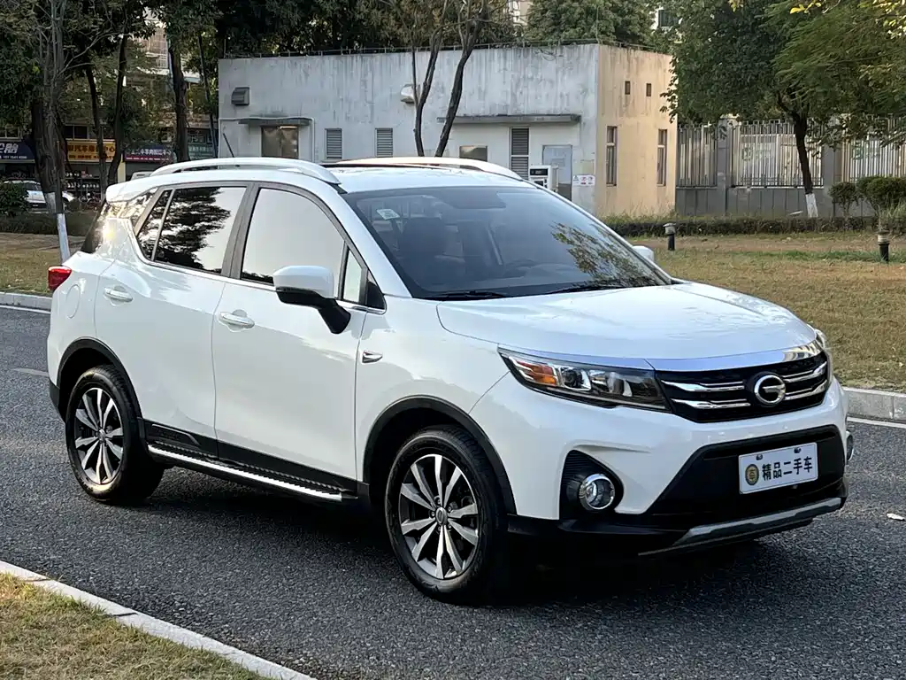 GAC Trumpchi GS3 235 T Auto Elite