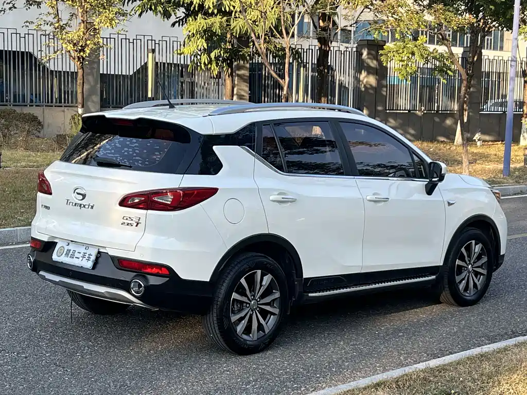 GAC Trumpchi GS3 235 T Auto Elite