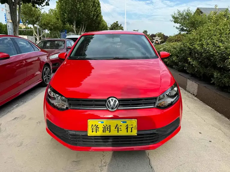 Volkswagen Polo 1.5 L Auto Safe Drive