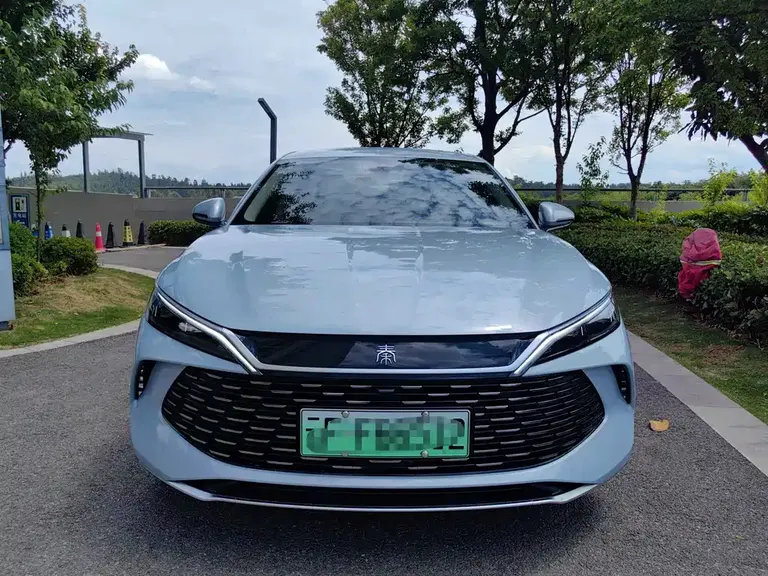 BYD Qin L DM-i 80 KM Leading