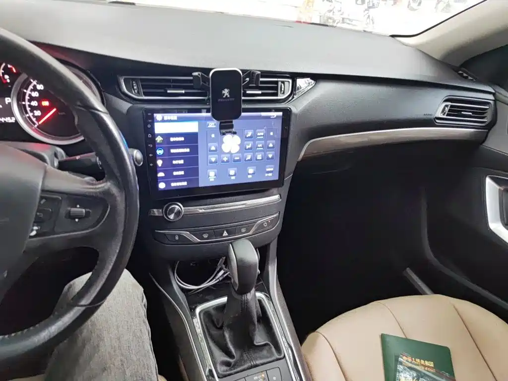 Peugeot 408 1.8 L Auto Luxury