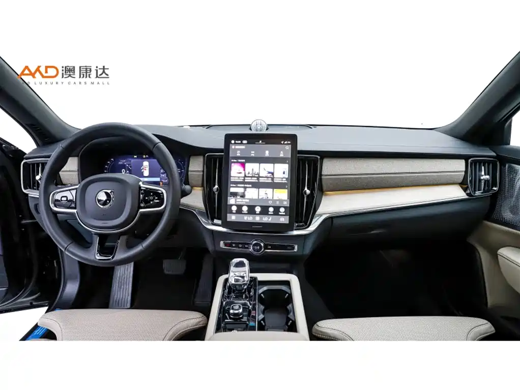 Volvo S90 PHEV 沃尔沃S90/2.0 T/26款/插电式混动 四驱长续航智雅豪华版