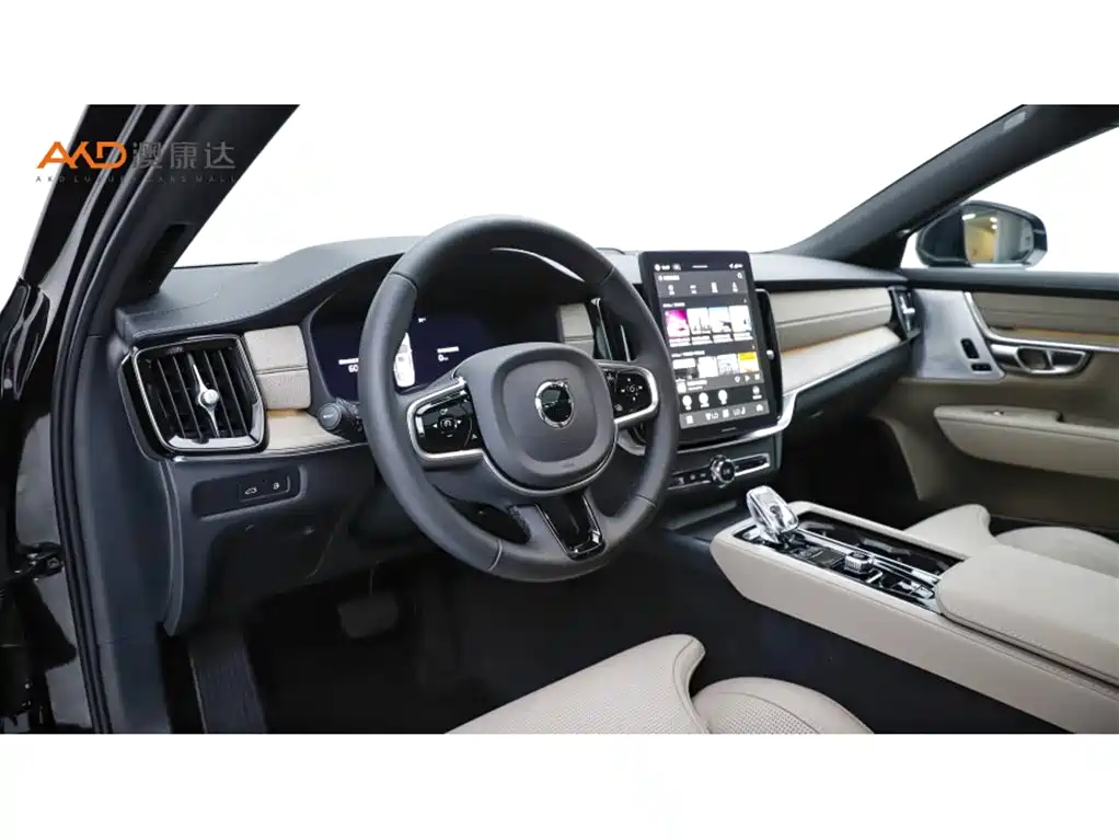 Volvo S90 PHEV 沃尔沃S90/2.0 T/26款/插电式混动 四驱长续航智雅豪华版