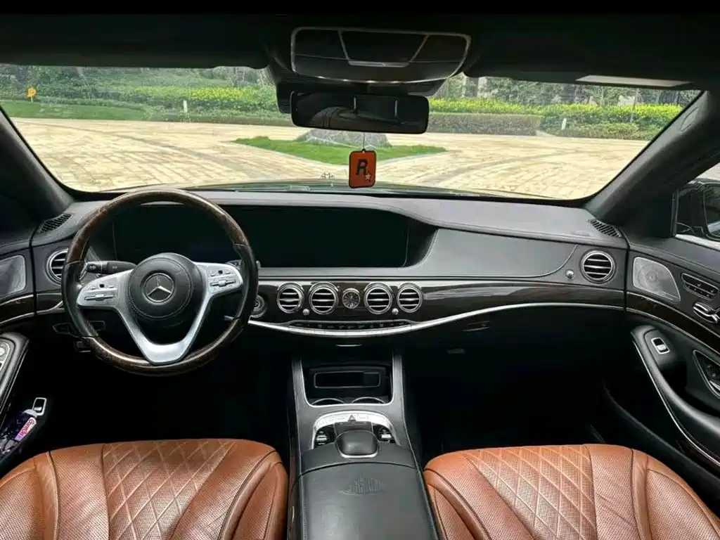Maybach S-Class S 450 4 MATIC Collector