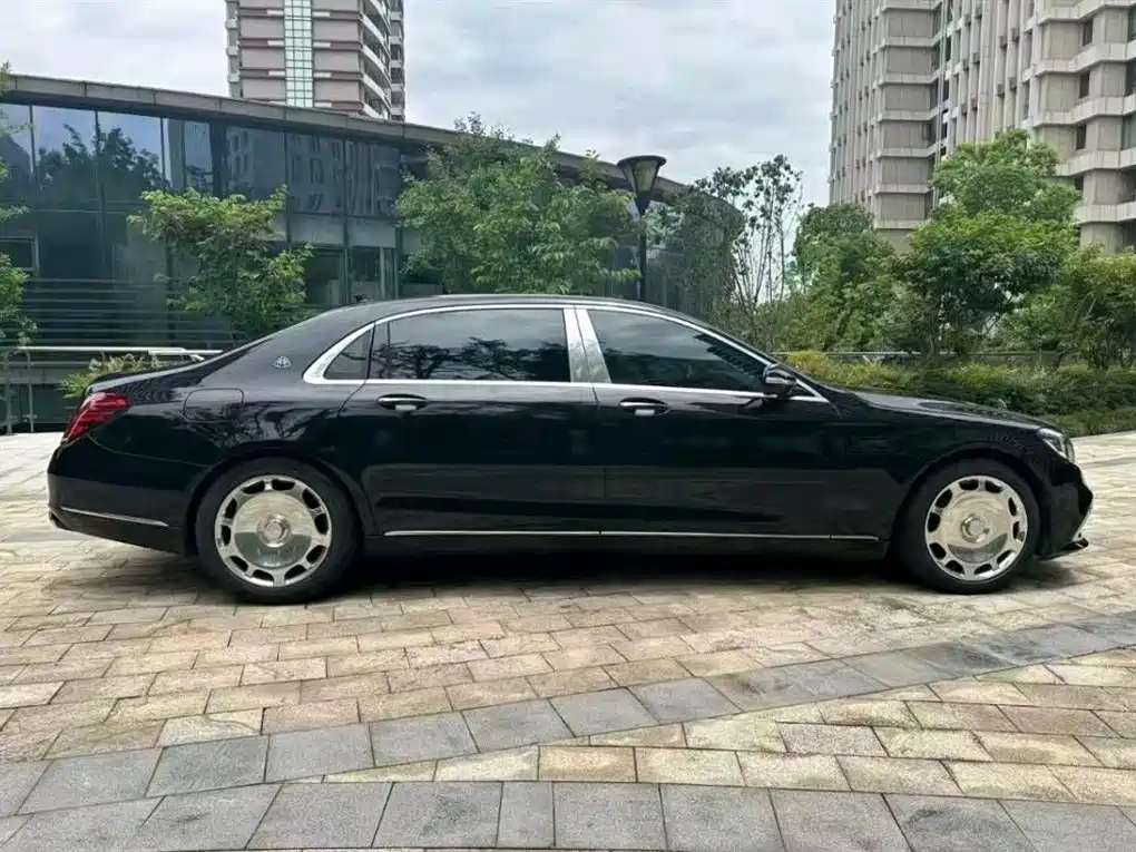Maybach S-Class S 450 4 MATIC Collector