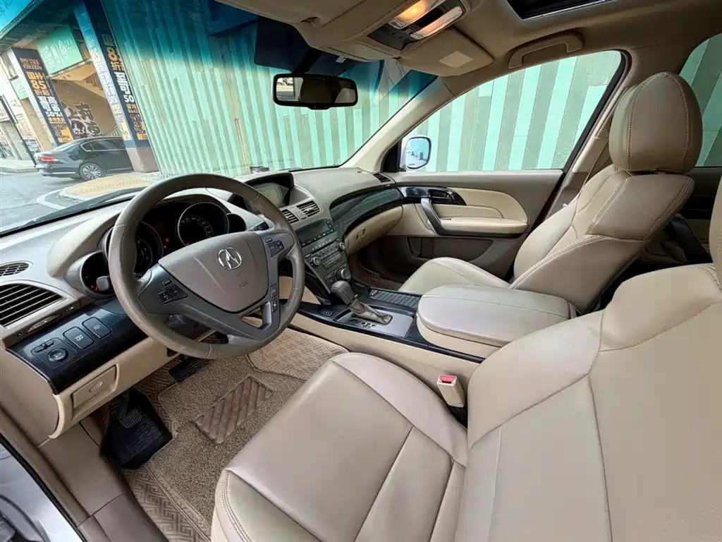 Acura MDX 3.7