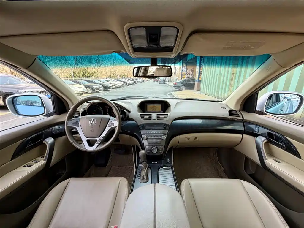 Acura MDX 3.7