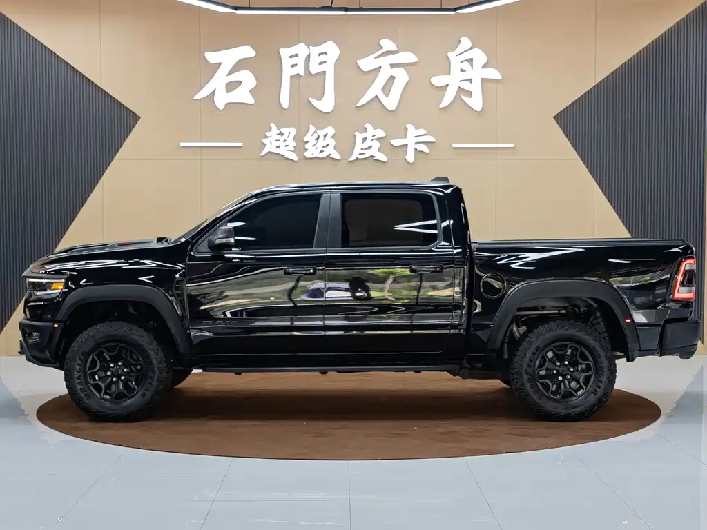 RAM Trucks 6.2 T US Spec