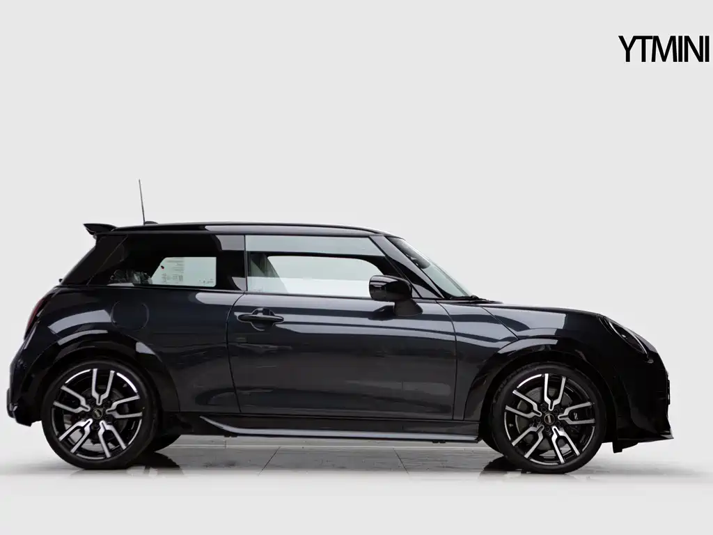 MINI MINI 2025款 2.0 T COOPER S 赛车手 三门版