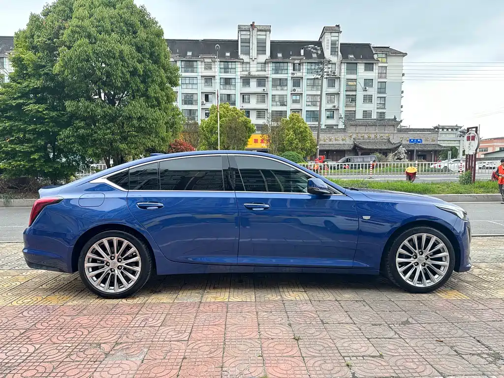 Cadillac CT5 Facelift 28 T Distinguished