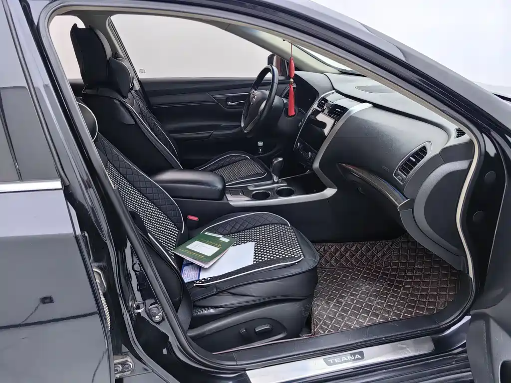 Teana 2.0 L XL Comfort