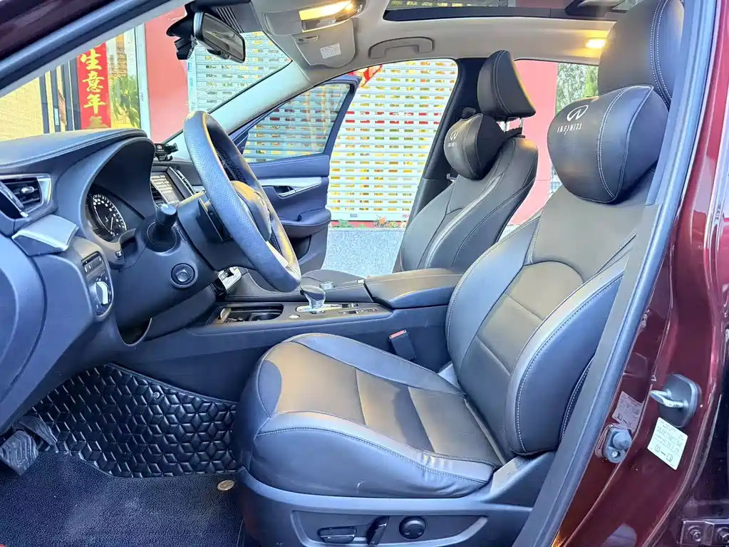 Infiniti QX50 英菲尼迪QX50 2020款 改款 2.0 T 四驱智能版