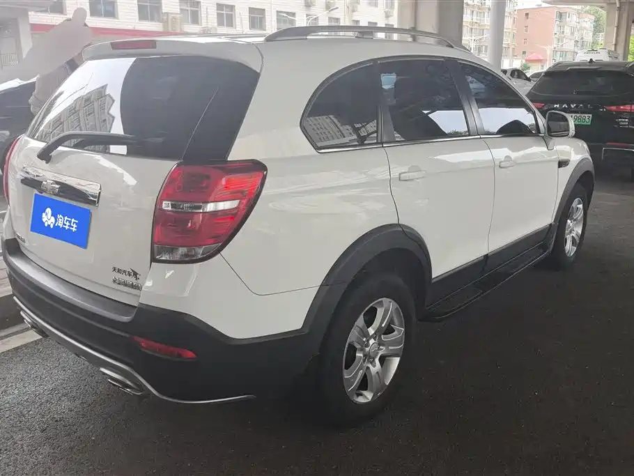 Captiva 2.4 L 2 WD City 5-seat