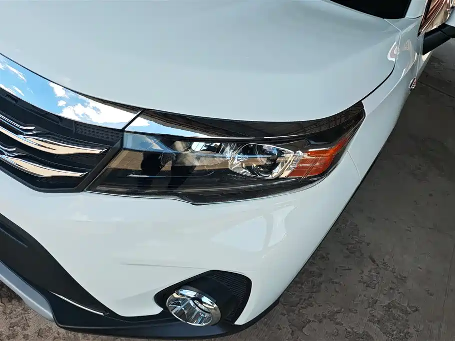 GAC Trumpchi GS3 235 T Auto Elite
