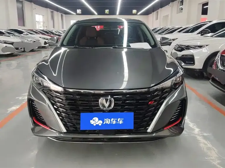 Changan Eado PLUS Blue Whale NE 1.4 T GDI DCT Distinguished