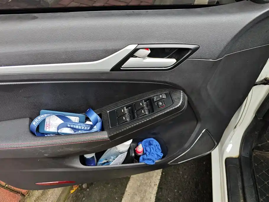 Vision 1.5 L Manual Happy