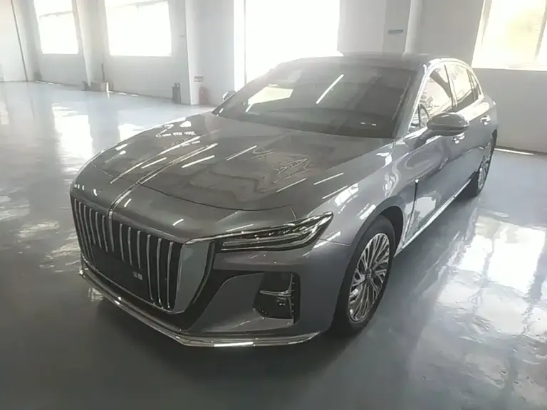 Hongqi H5 红旗H5 2023款 1.5 T HEV智联旗畅版