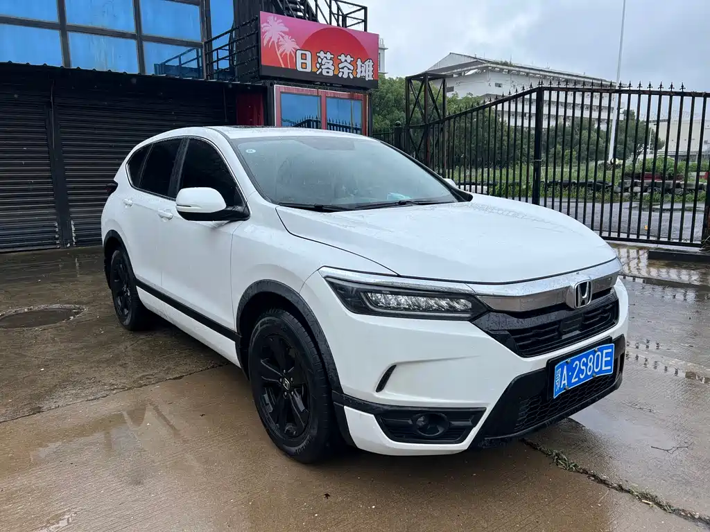 Breeze 240 TURBO CVT 2 WD Elite