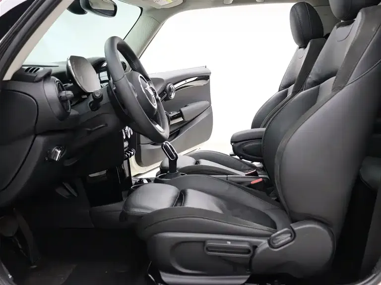 MINI 2.0 T COOPER S Artist