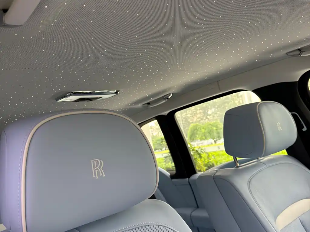 Cullinan Black Badge
