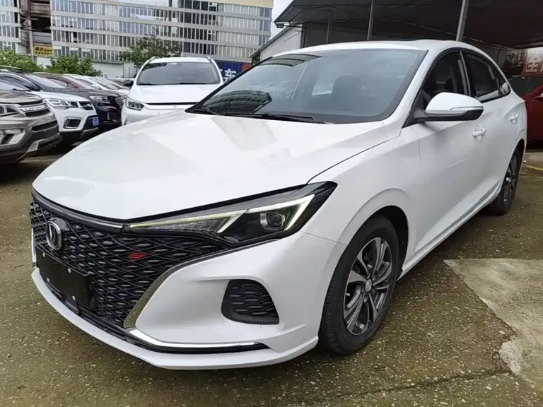 Changan Eado PLUS Blue Whale NE 1.4 T GDI DCT Distinguished