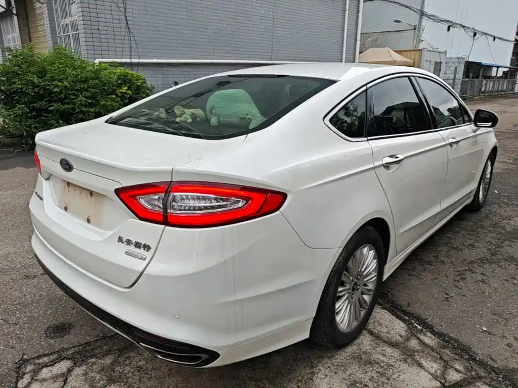 Mondeo 2.0 L GTDi200 Fashion