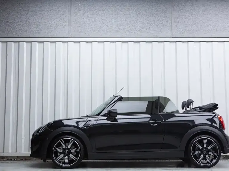 MINI 2.0 T COOPER S CABRIO Artist