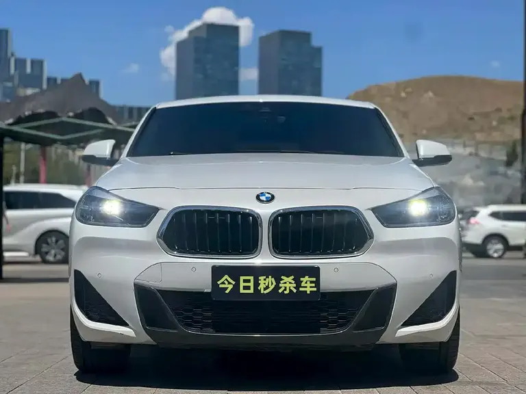 BMW X2 sDrive25 i Premium M Sport Package