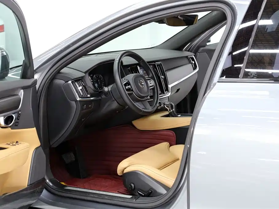 Volvo V90 Cross Country T5 AWD Smart Vision