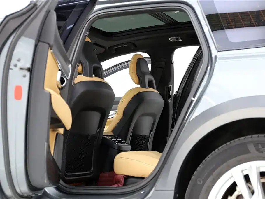 Volvo V90 Cross Country T5 AWD Smart Vision