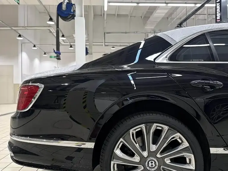 Bentley Flying Spur PHEV 4.0 T V8 Mulliner