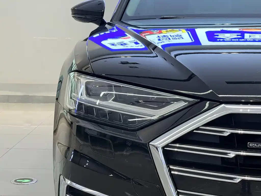 Audi A8 A8 L 55 TFSI quattro Luxury