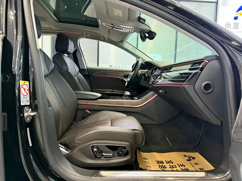 Audi A8 A8 L 55 TFSI quattro Luxury