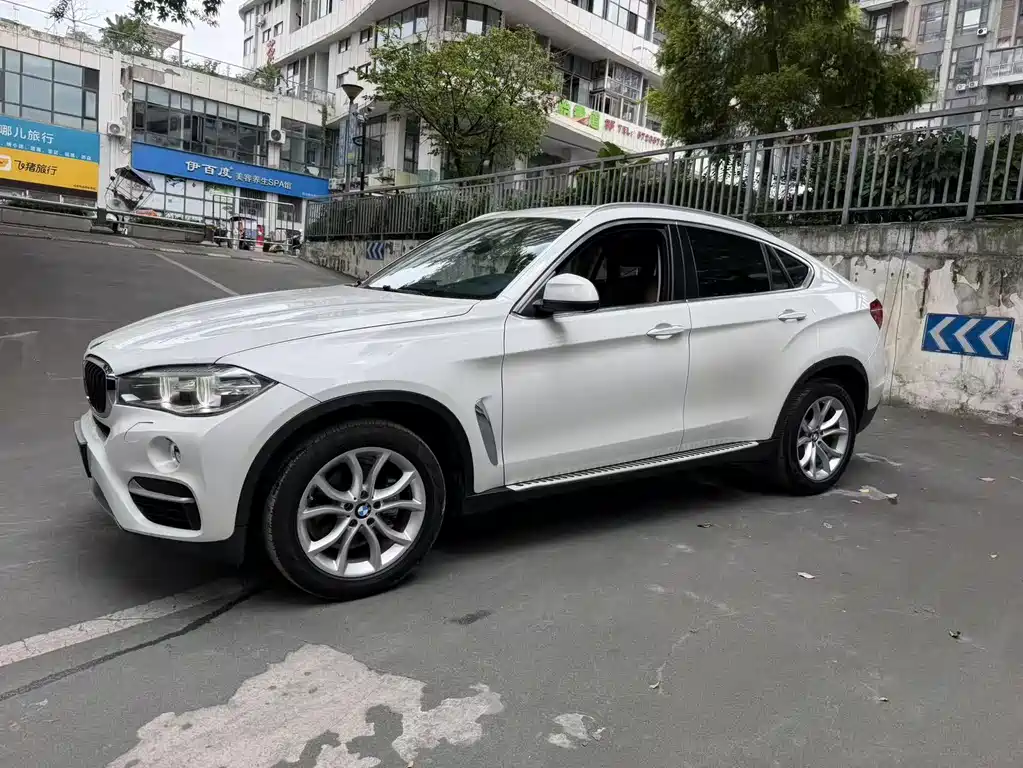 BMW X6 xDrive28 i