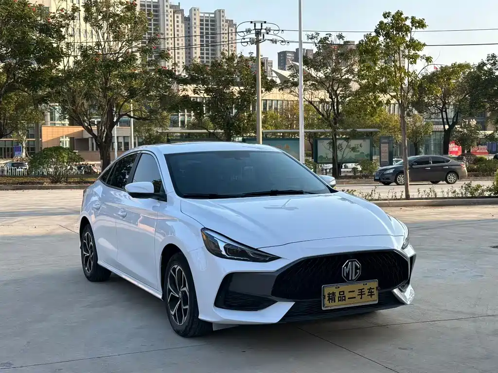 MG5 180 DVVT CVT Youth Luxury