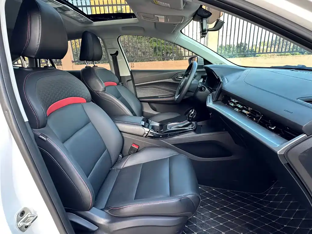 MG5 180 DVVT CVT Youth Luxury