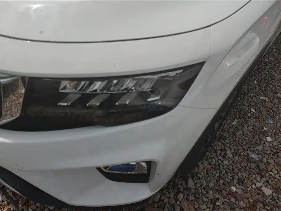 Haoyue 1.8 TD DCT Luxury 5-seat