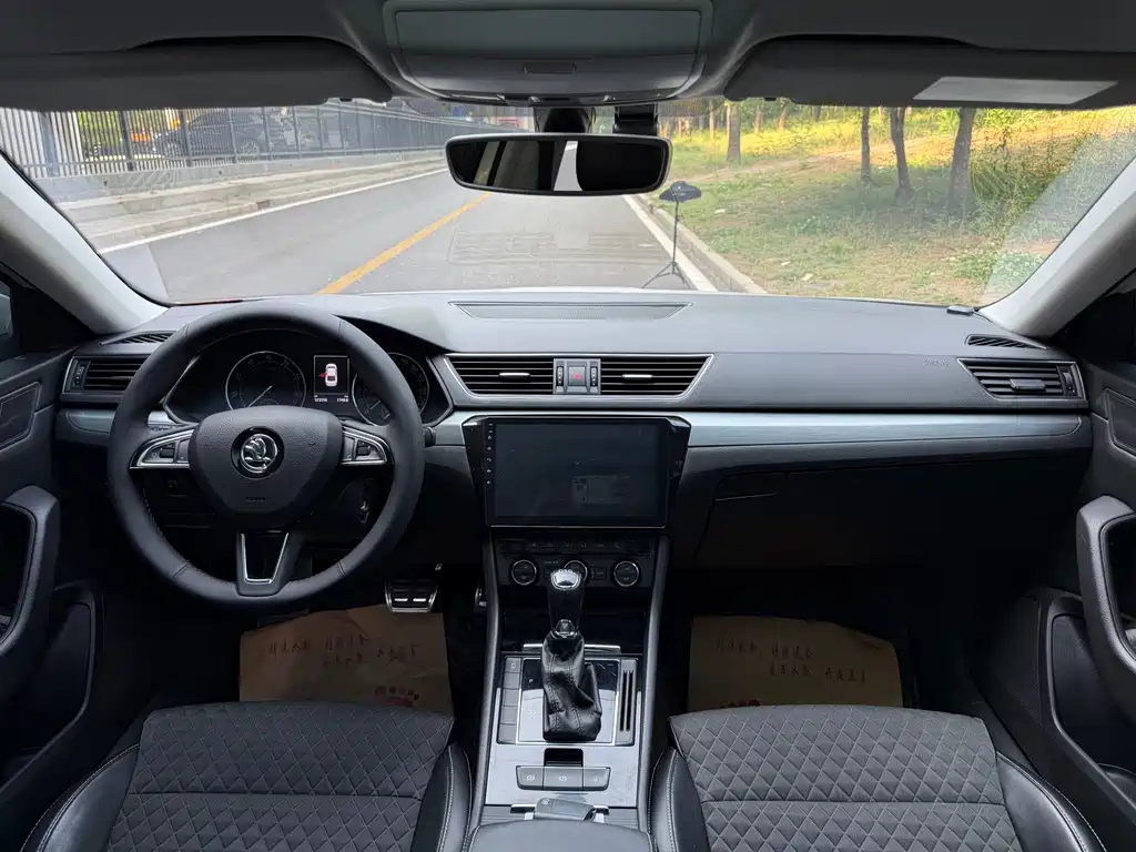 Superb TSI330 DSG Creation