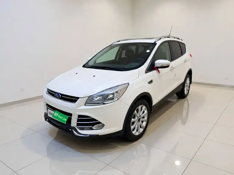 Ford Kuga 1.5 L GTDi 4 WD Elite