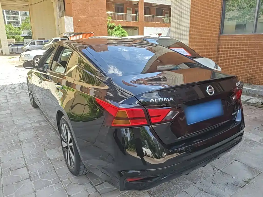 Teana 2.0 L XL Comfort