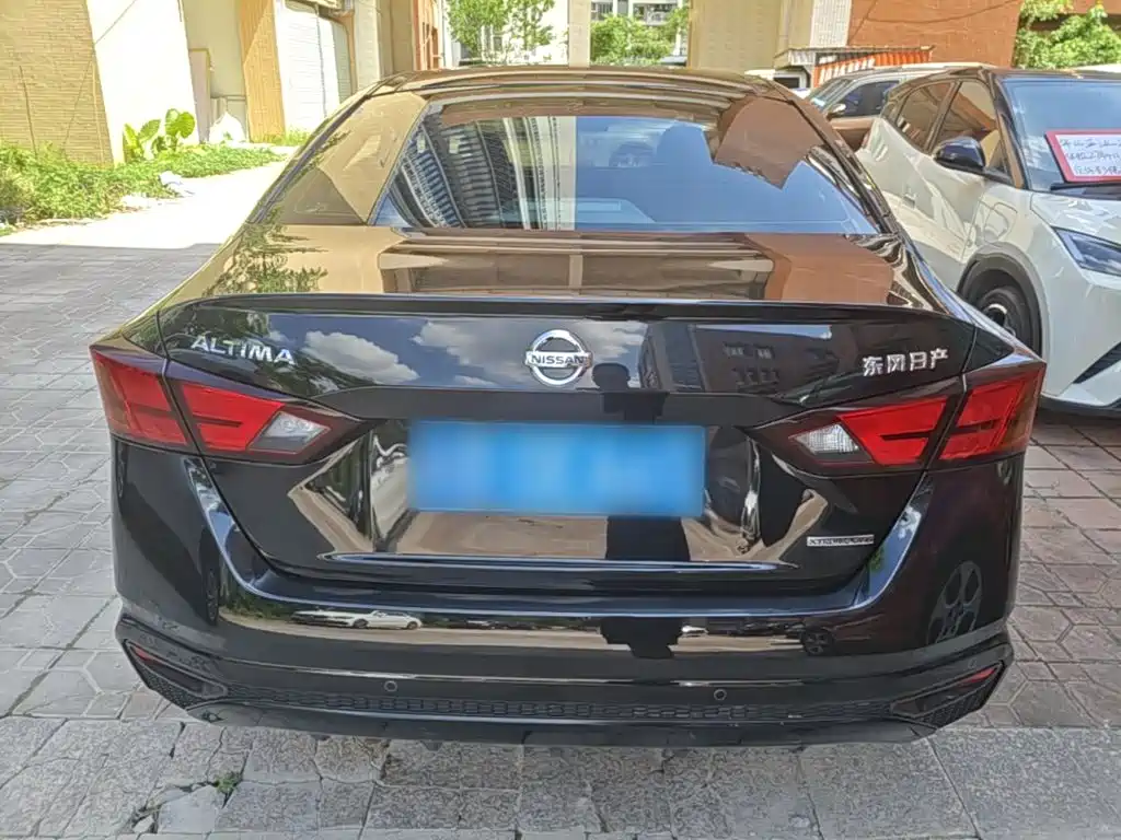Teana 2.0 L XL Comfort